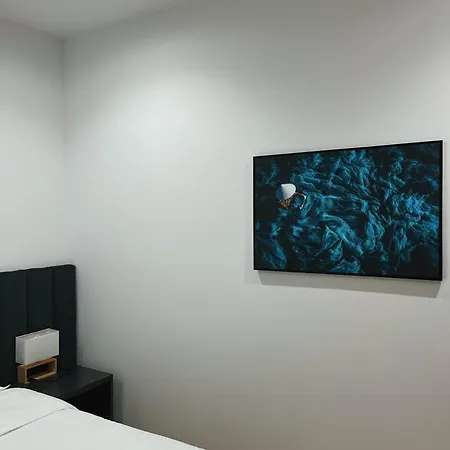 Värdshus Clinton Tirana