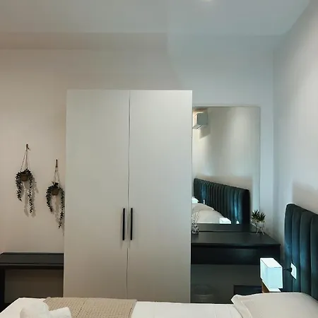 Clinton Mini-hôtel Tirana