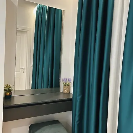 Clinton Mini-hôtel Tirana