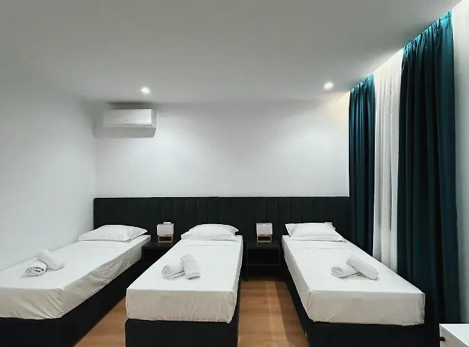 Clinton 宾馆 地拉那